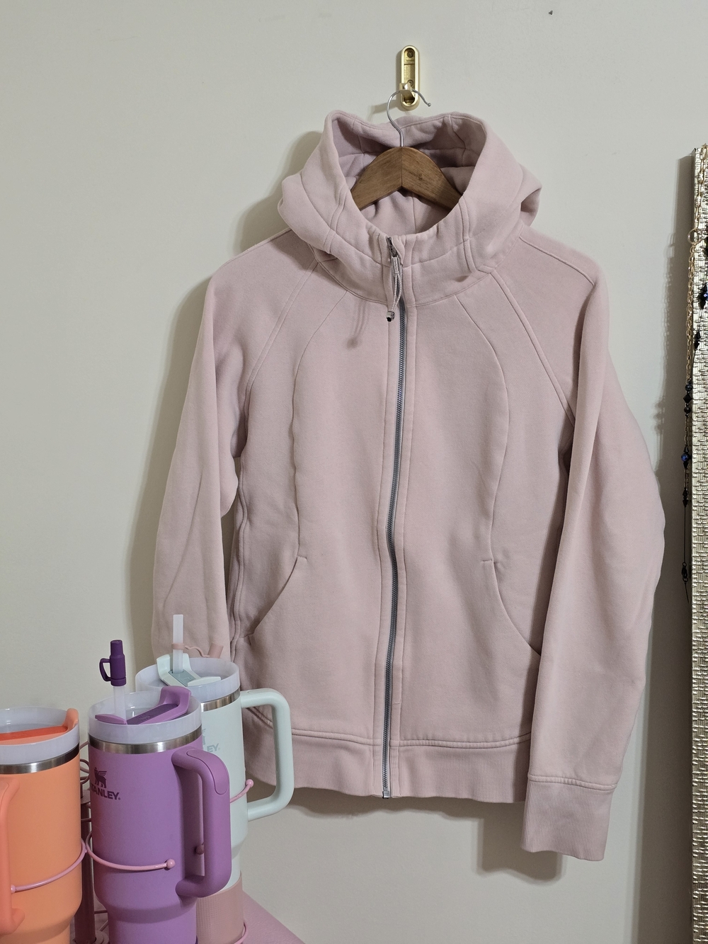 Lululemon Scuba Hoodie *Light Cotton Fleece in Feather Pink Size 12